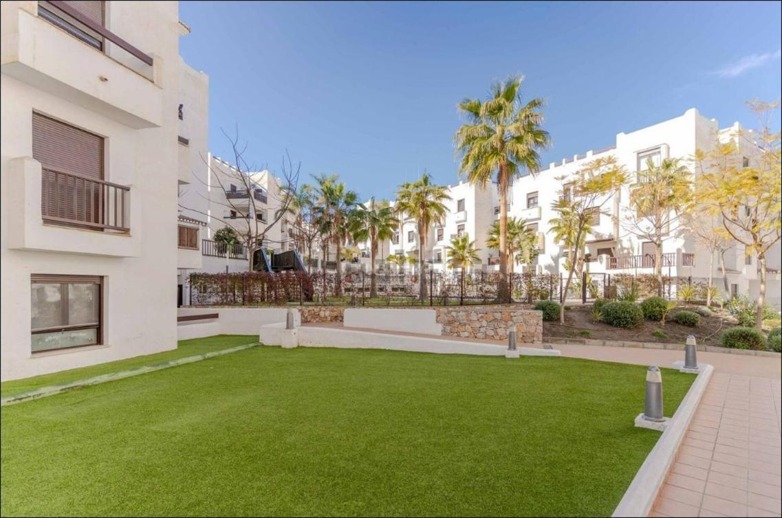 Apartamento En Salobrena Cerca Del Mar - Con Piscina, Gimnasio Y Garaje Екстер'єр фото
